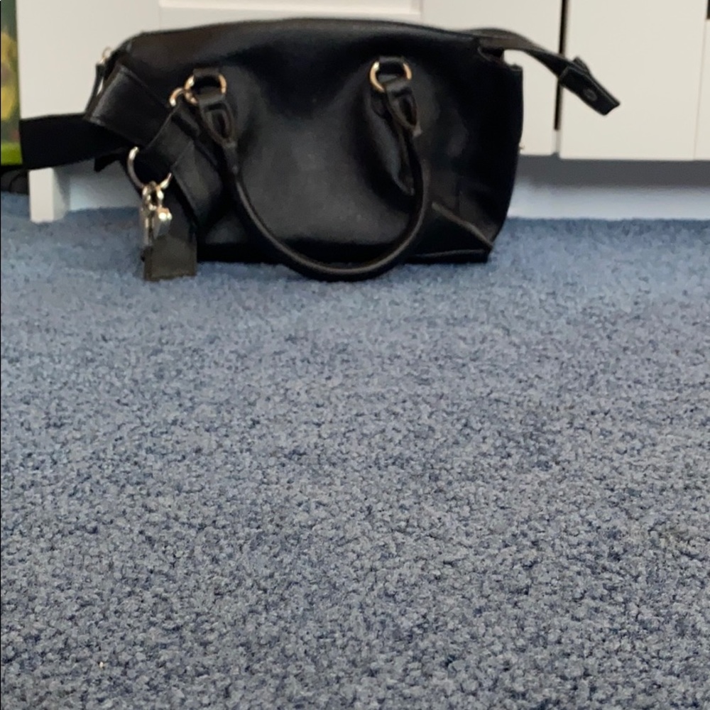 Black Purse with bow and keychain